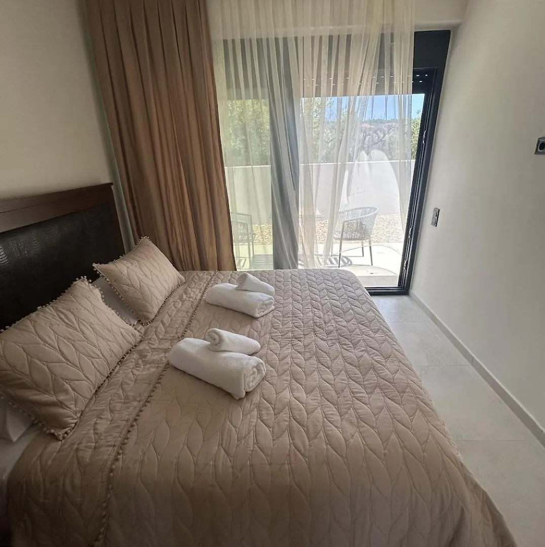 Nikiti Homes 100M From Beach 0*, Nikiti (Sithonia) Greece