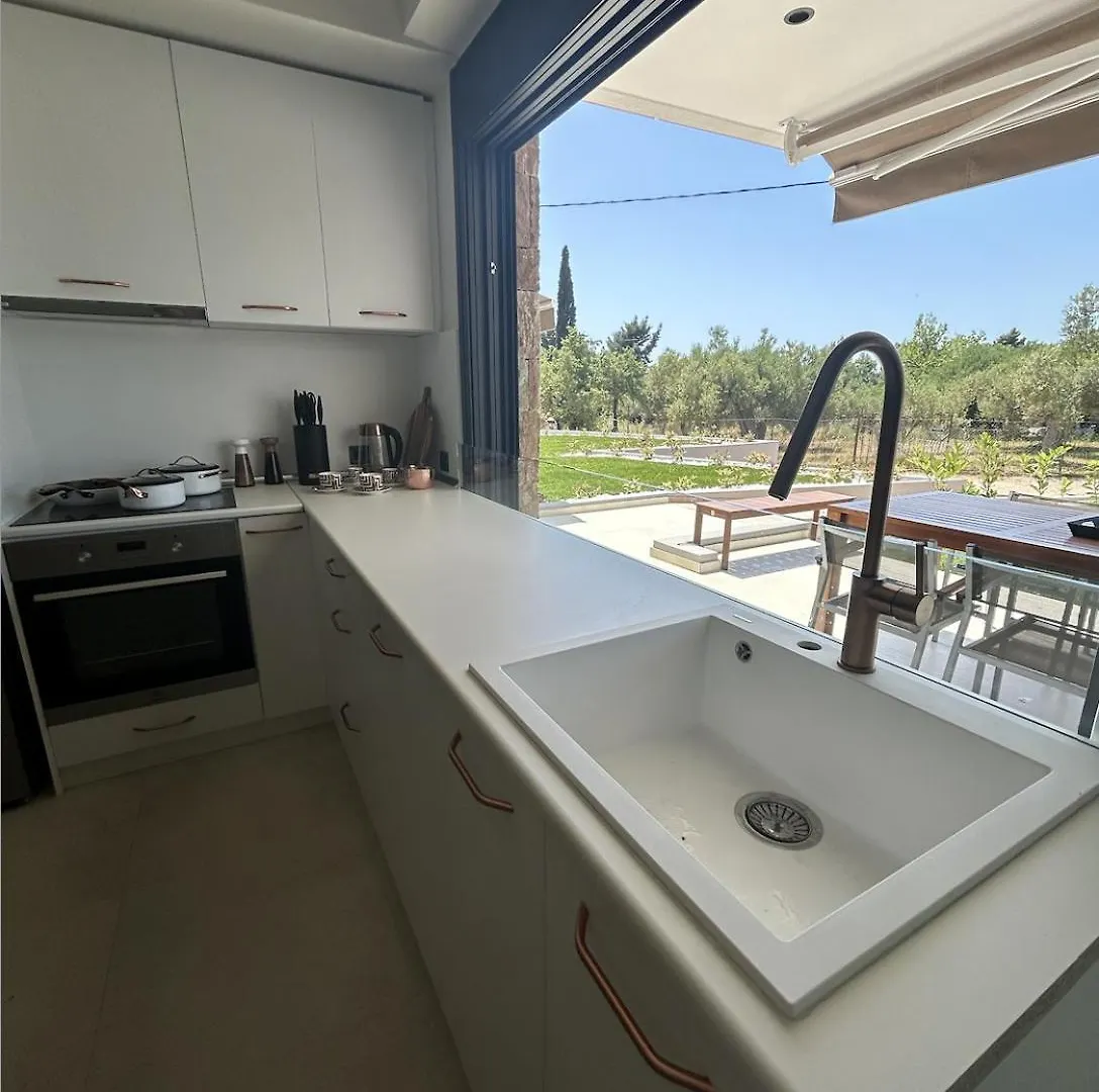 Nikiti Homes 100M From Beach Apartment